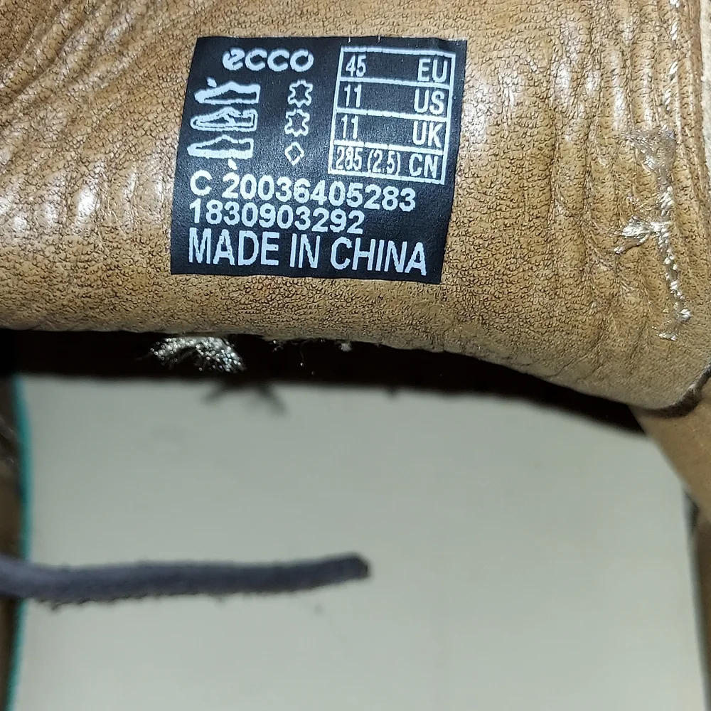 ECCO Men's Crepetray Chukka Boot size 11